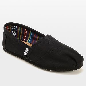 Toms black mono classic slip on shoes 6.5
